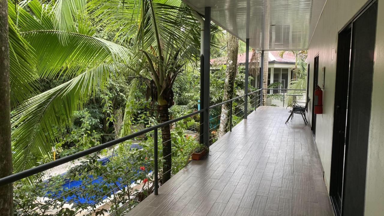 La Posada Jungle Hotel Manuel Antonio Exterior photo